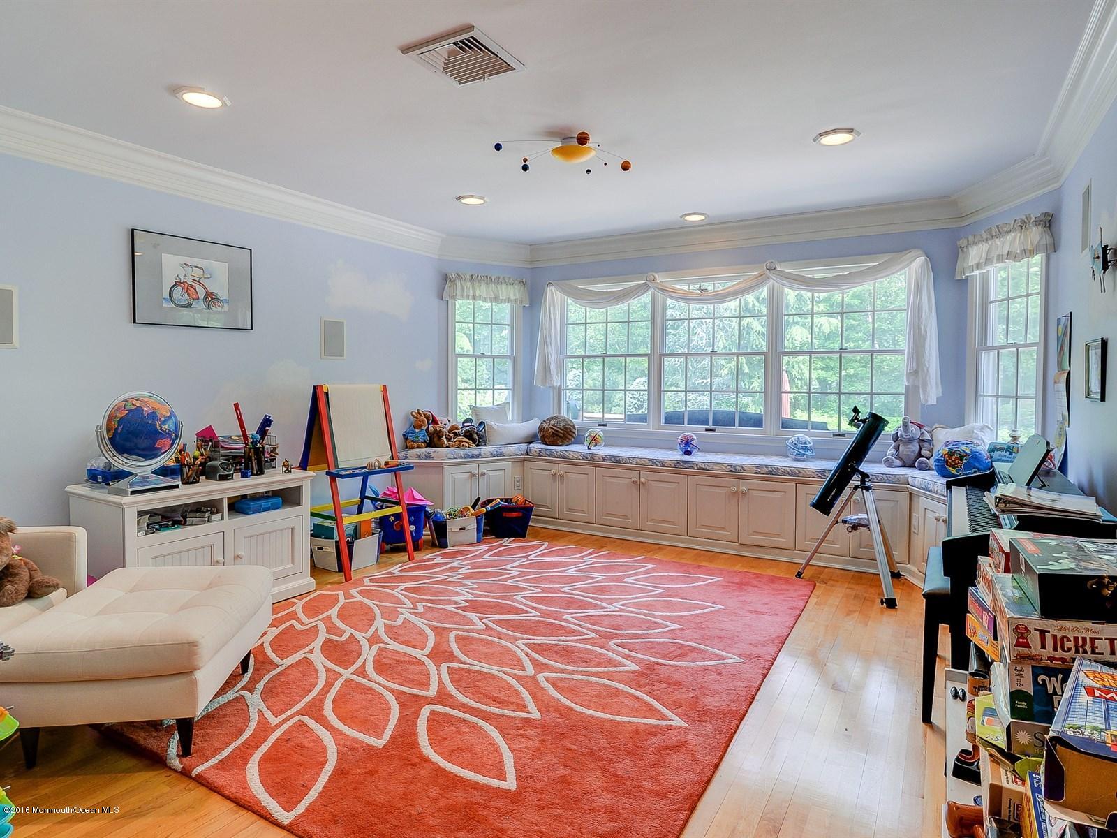 52 Oxford Road Manalapan, NJ 07726 - Photo 18 of 49 5th Bedroom/Office On 1st Level