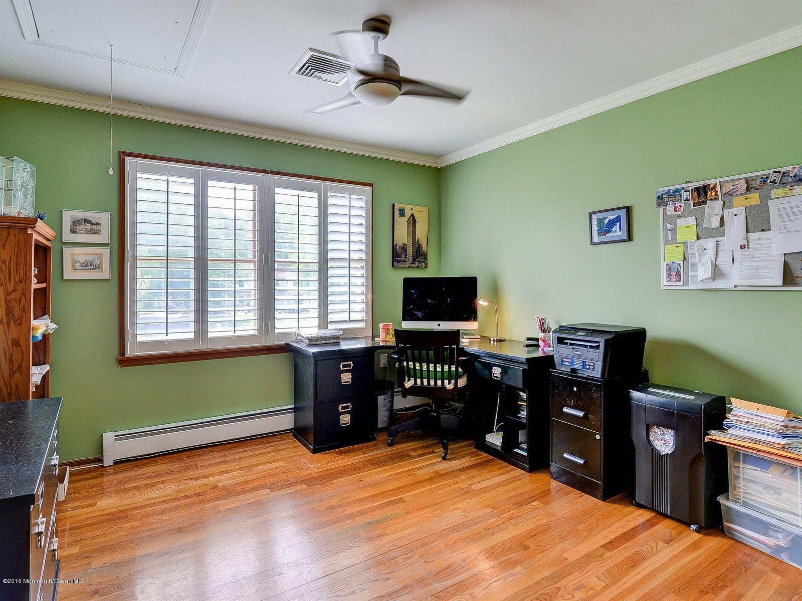 52 Oxford Road Manalapan, NJ 07726 - Photo 21 of 49 Bedroom