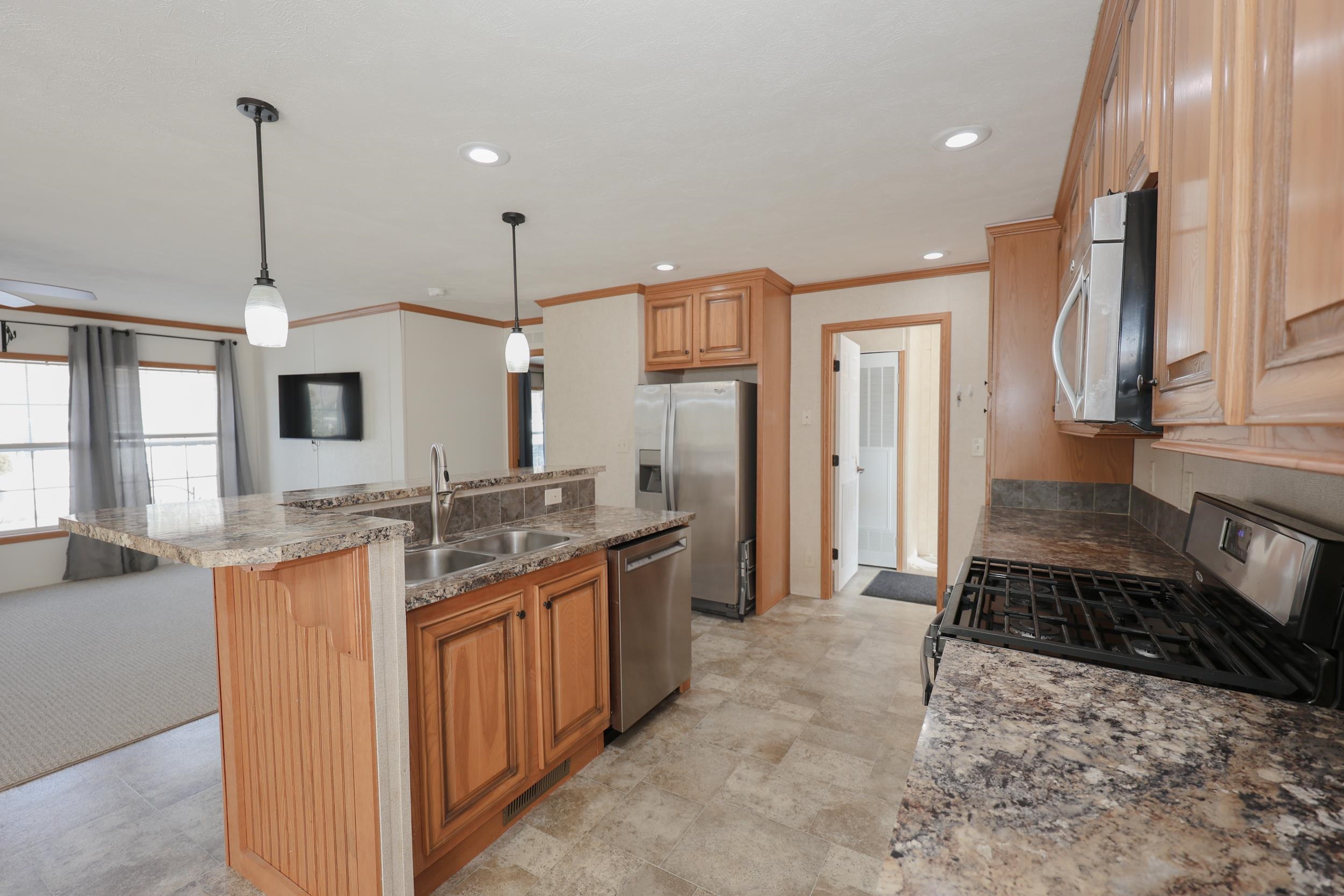 67 Stacey Drive Hopkinton, NH 03229 - Photo 14 of 40