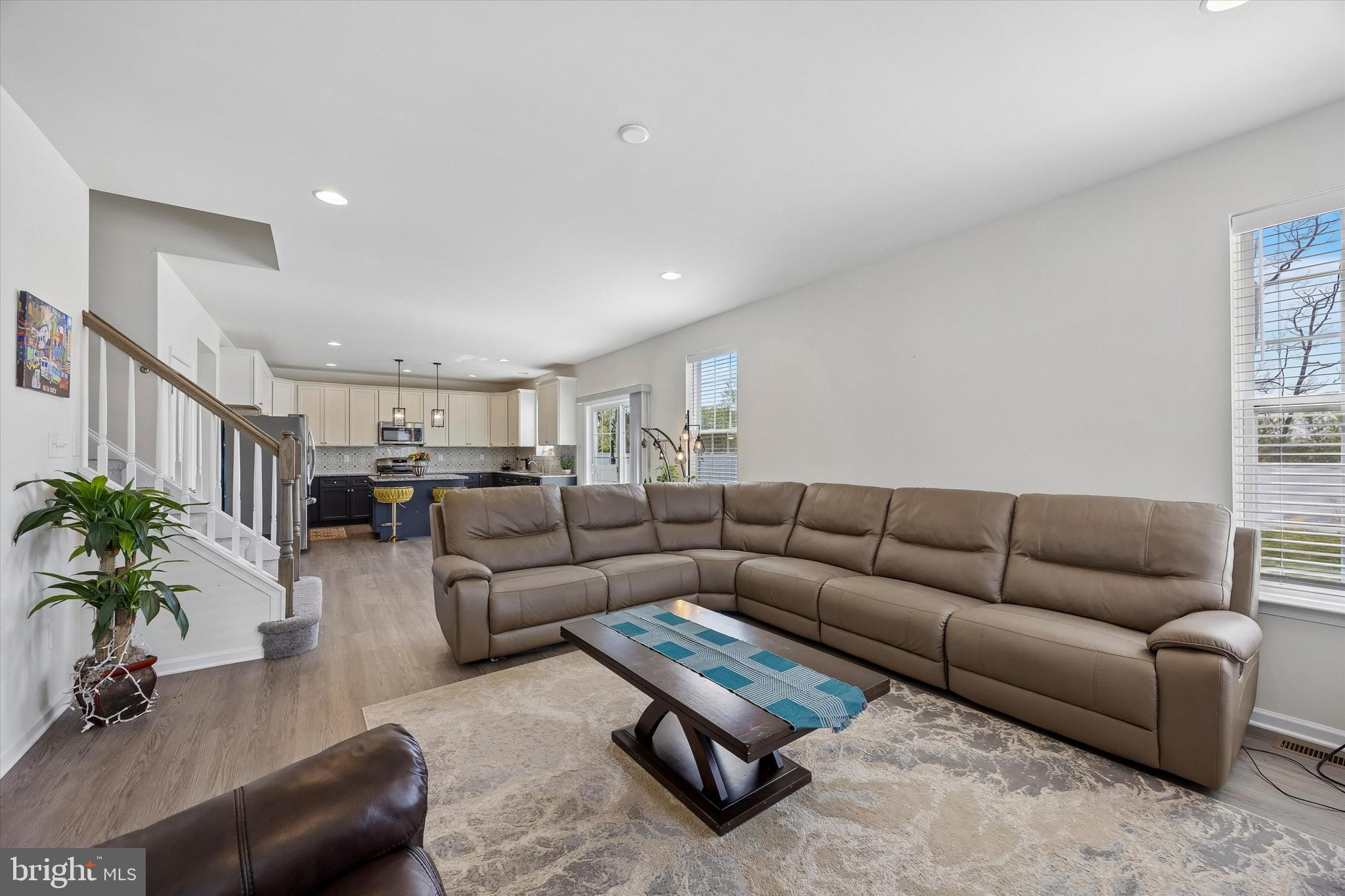 43 Cayuga Way Sicklerville, NJ 08081 - Photo 19 of 38 Family Room