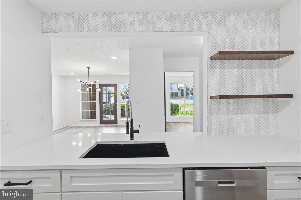 20991 Timber Ridge Terrace, Unit 101 Ashburn, VA 20147 - Photo 12 of 23