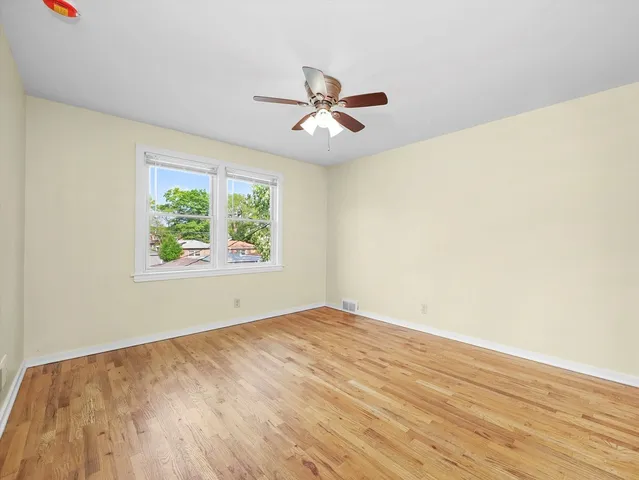 $1,960 | 7754 South Yates Boulevard, Chicago, IL 60649