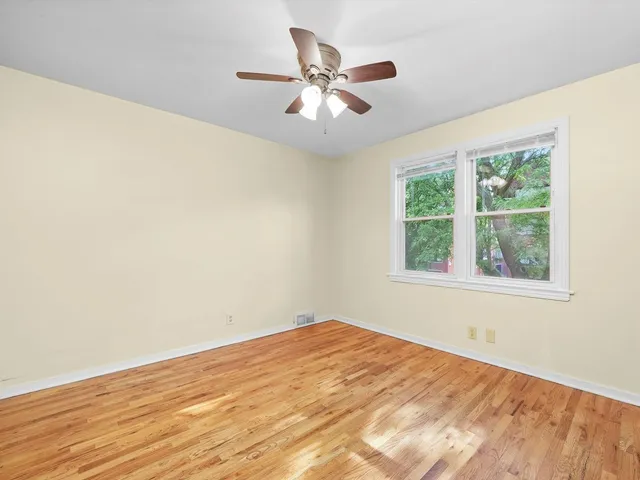 $1,960 | 7754 South Yates Boulevard, Chicago, IL 60649