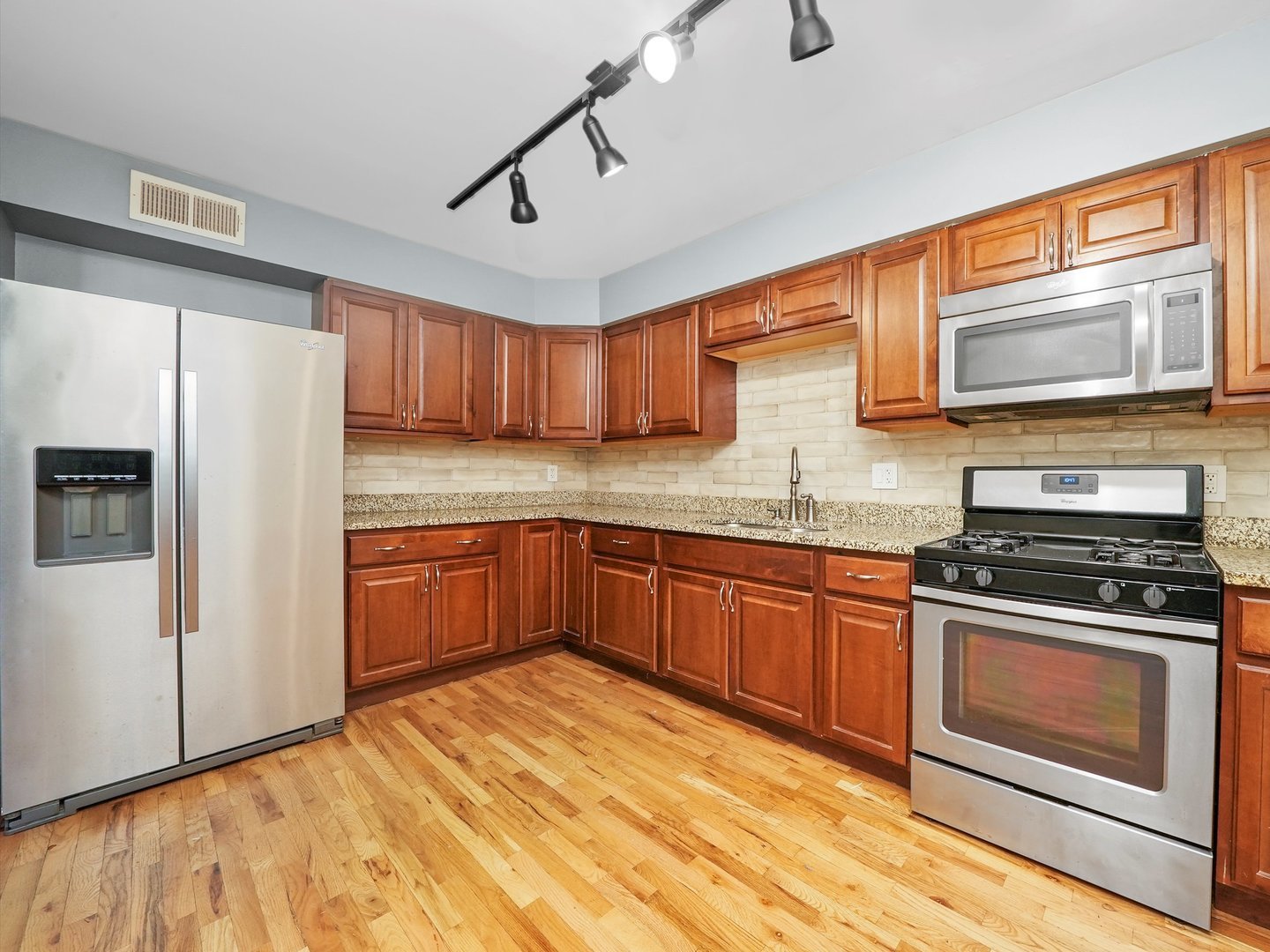 7754 South Yates Boulevard Chicago, IL 60649 - Photo 19 of 32