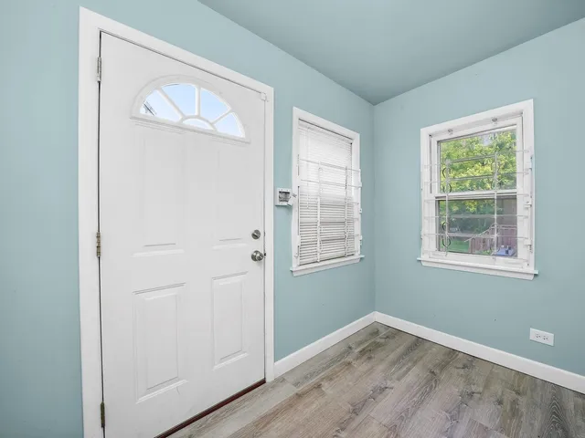 $1,960 | 7754 South Yates Boulevard, Chicago, IL 60649