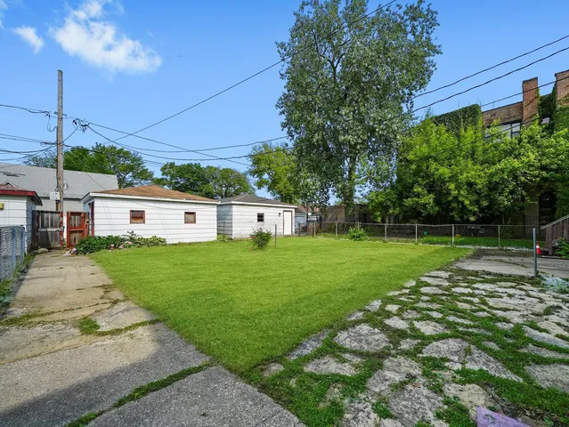 $1,960 | 7754 South Yates Boulevard, Chicago, IL 60649