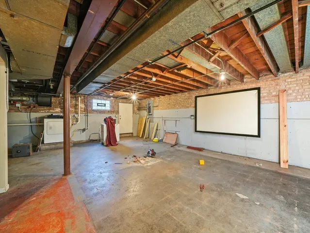 $1,960 | 7754 South Yates Boulevard, Chicago, IL 60649