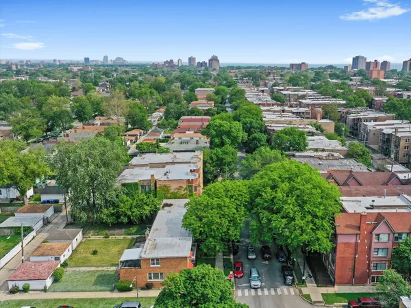 $1,960 | 7754 South Yates Boulevard, Chicago, IL 60649