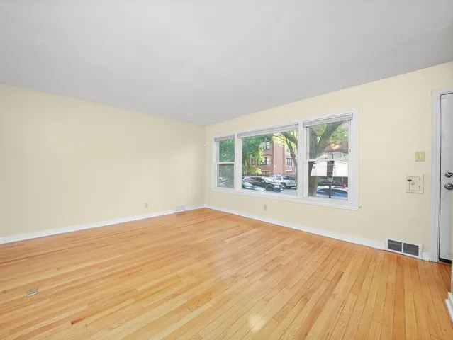 $1,960 | 7754 South Yates Boulevard, Chicago, IL 60649