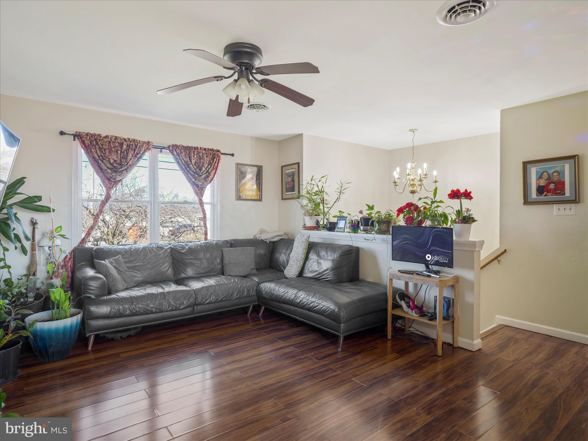 1294 Warm Spring Road Chambersburg, PA 17202 - Photo 4 of 29