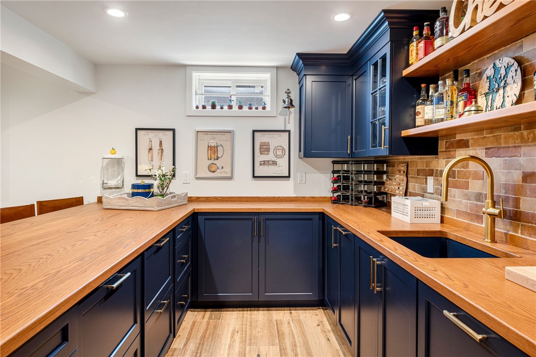 1048 Ocean Road Narragansett, RI 02882 - Photo 46 of 50 Lower Level Fully equipped kitchenette
