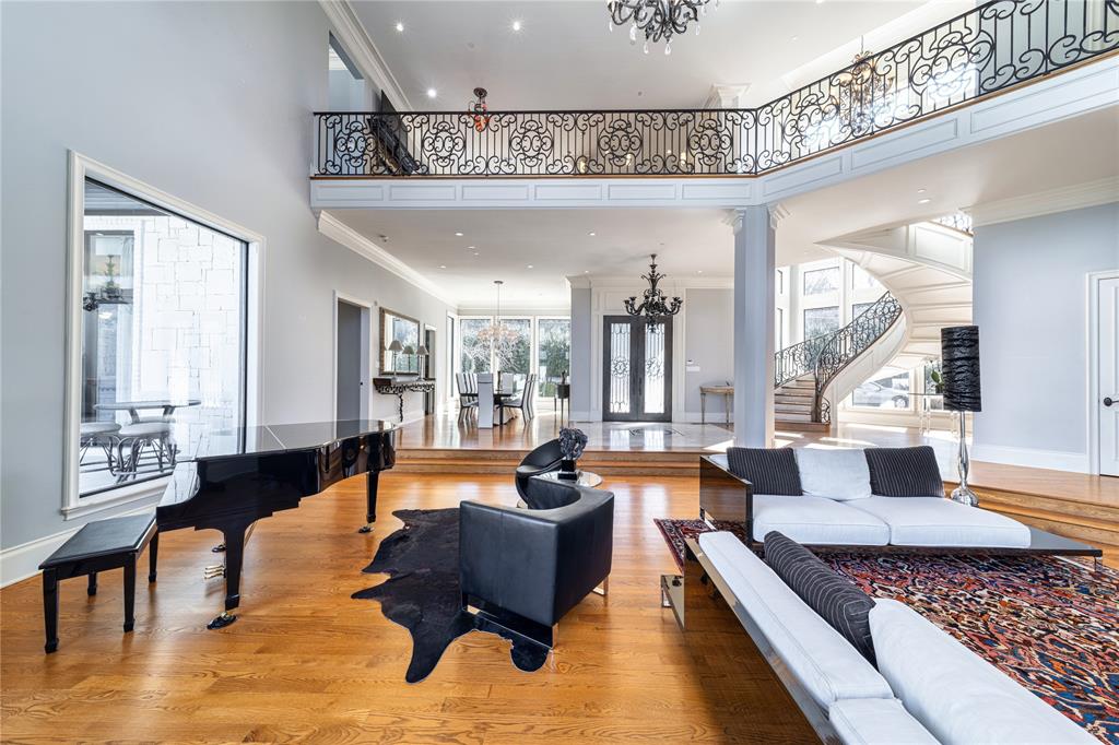 4511 Watauga Road Dallas, TX 75209 - Photo 5 of 40 a living room with furniture and a large window