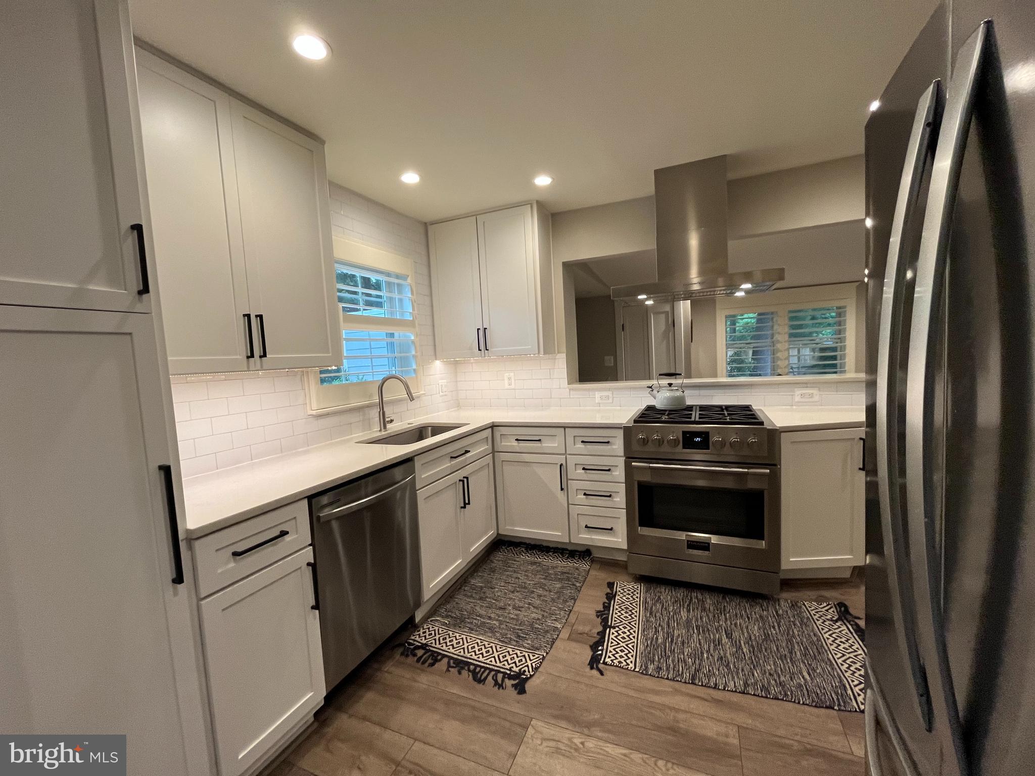 8015 Bainbridge Road Alexandria, VA 22308 - Photo 21 of 32