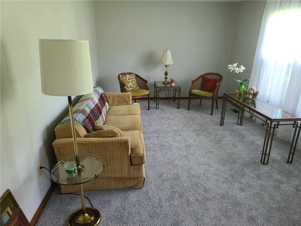915 North Nursery Road Anderson, IN 46012 - Photo 2 of 23