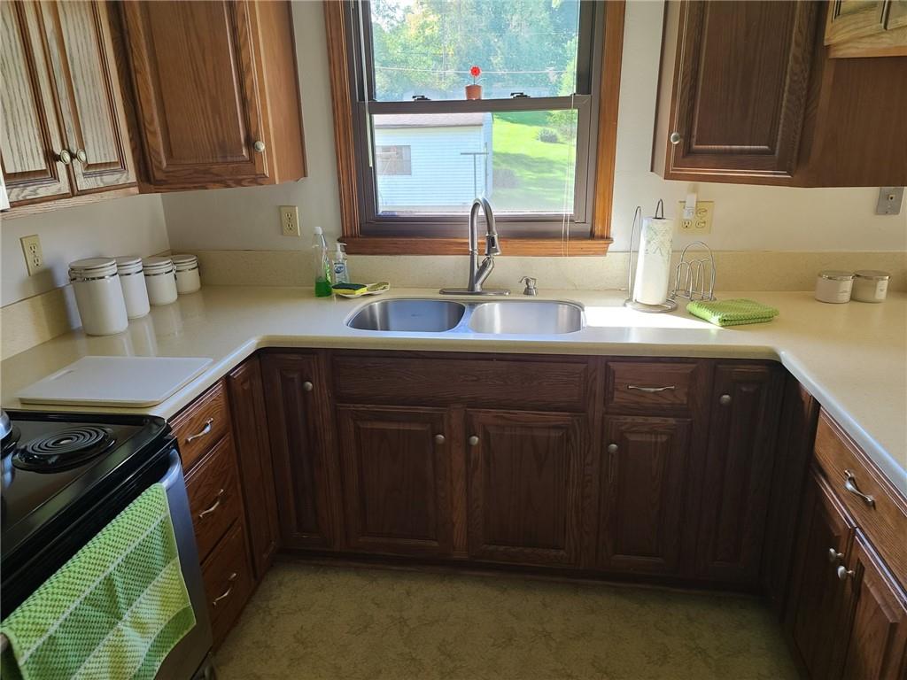 915 North Nursery Road Anderson, IN 46012 - Photo 5 of 23