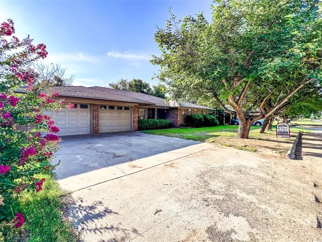 $275,000 | 1408 North Ave J, Haskell, TX 79521