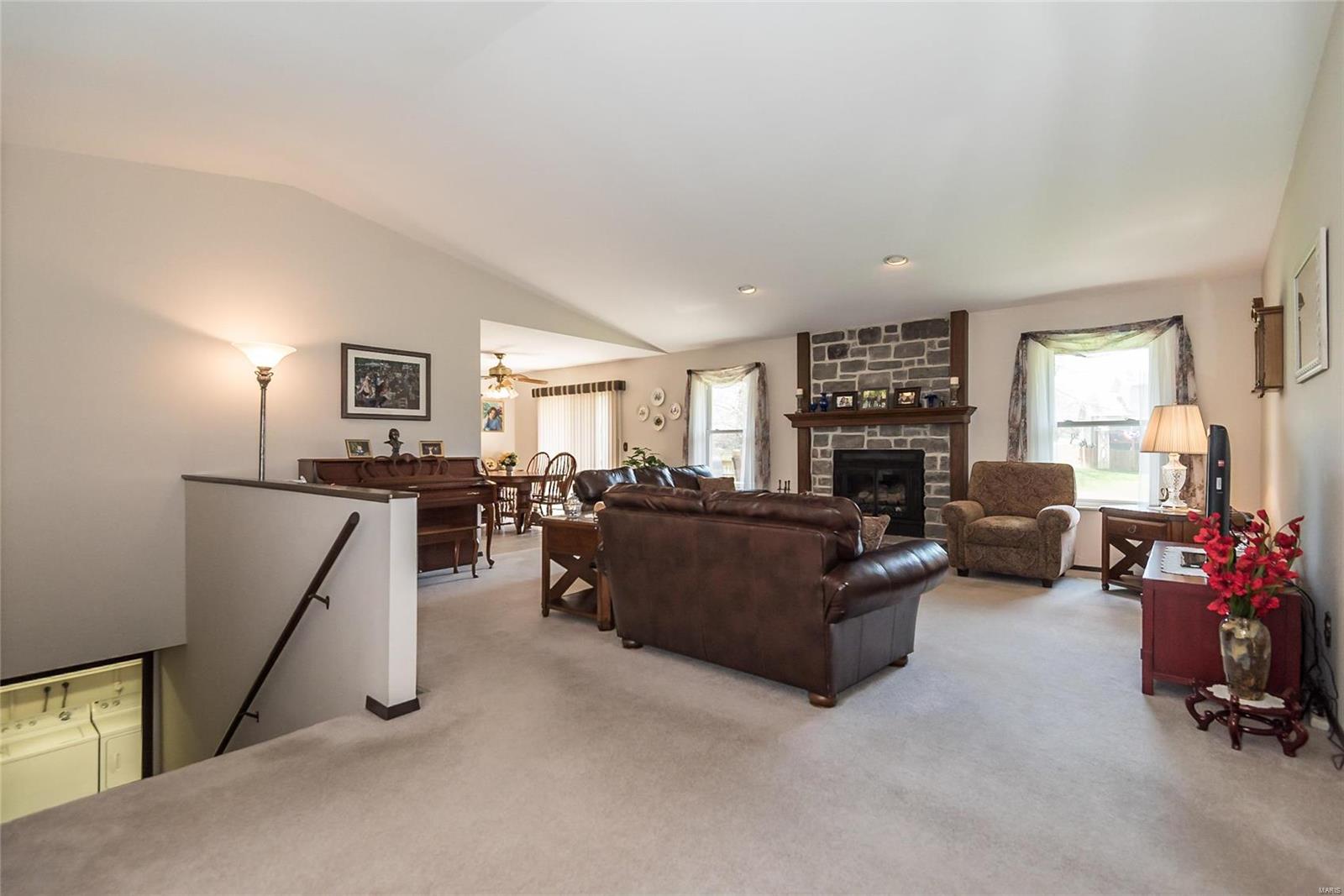13 Ardennais Road St. Peters, MO 63376 - Photo 2 of 30 Gallery Image 2
