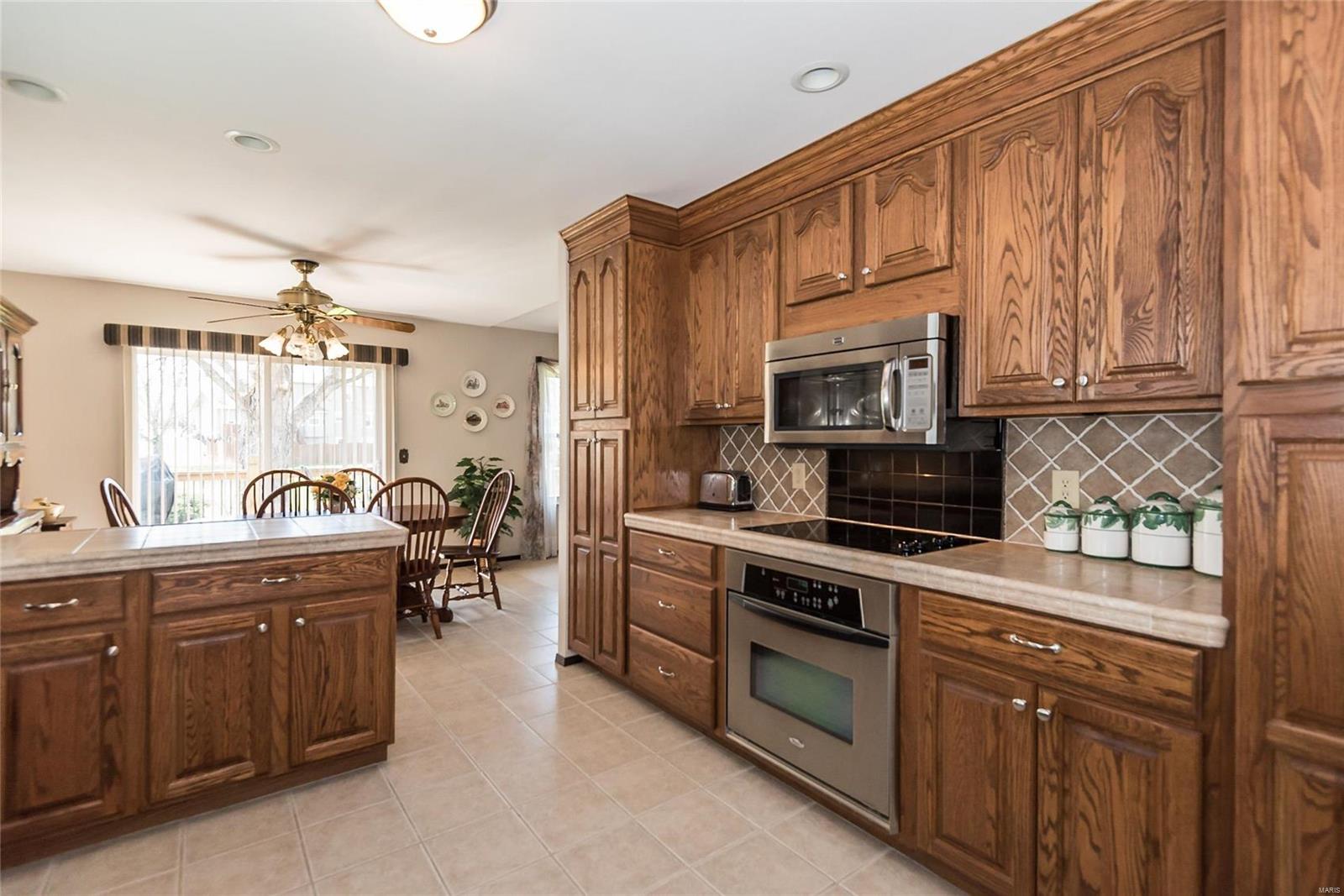 13 Ardennais Road St. Peters, MO 63376 - Photo 9 of 30 Gallery Image 9