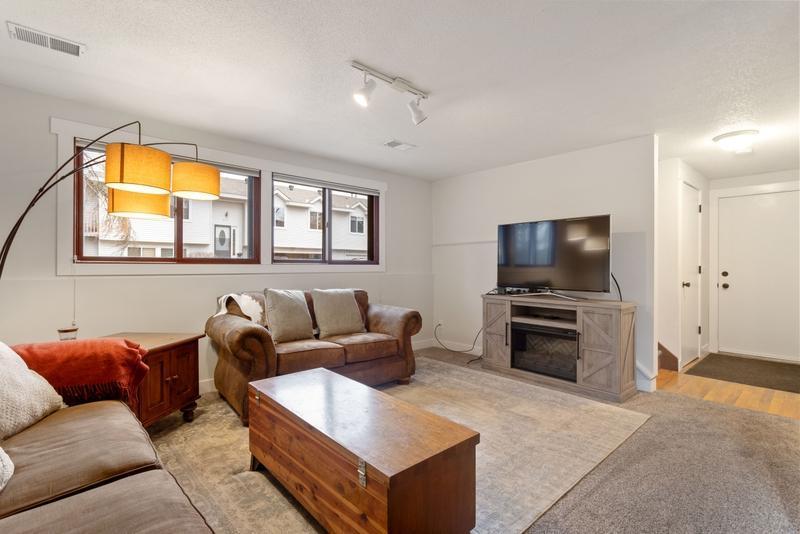 924 Sherwood Road Shoreview, MN 55126 - Photo 15 of 21 Gallery Image 15