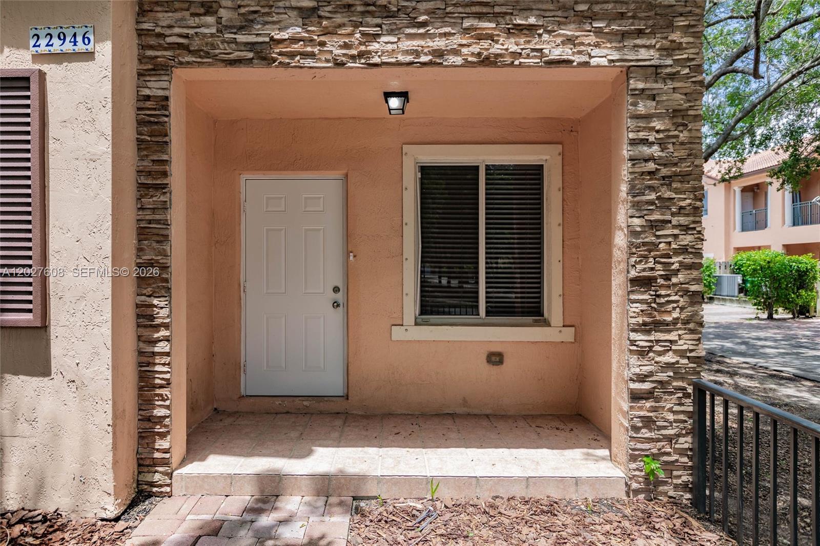 22946 Southwest 112th Place Miami, FL 33170 - Photo 4 of 40