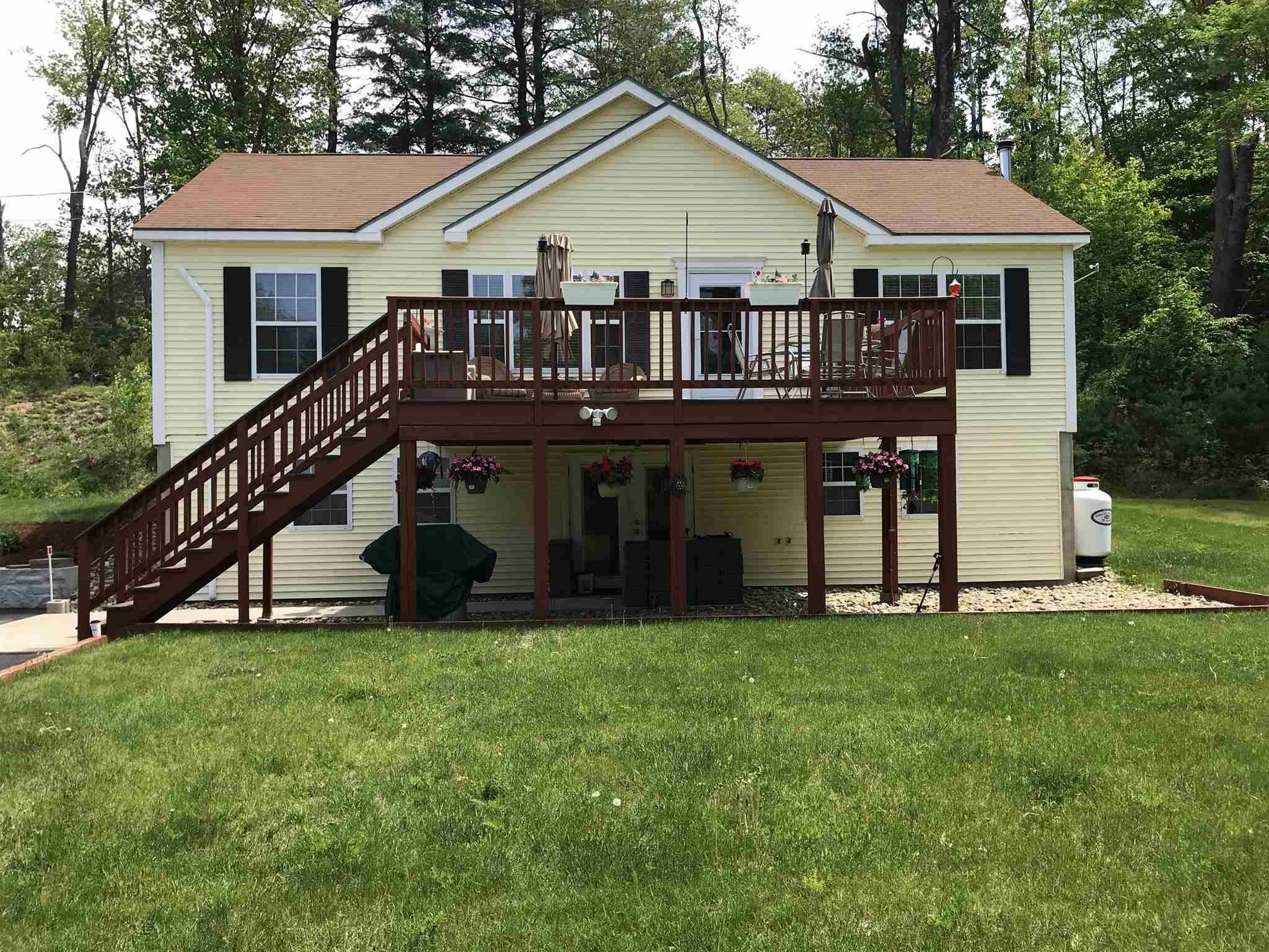188 Leavitt Road Pittsfield, NH 03263 - Photo 2 of 38