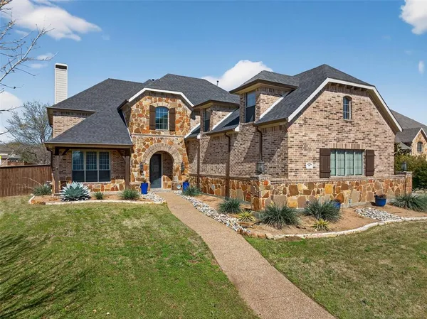 $1,075,000 | 301 Foxcroft Lane, Keller, TX 76248