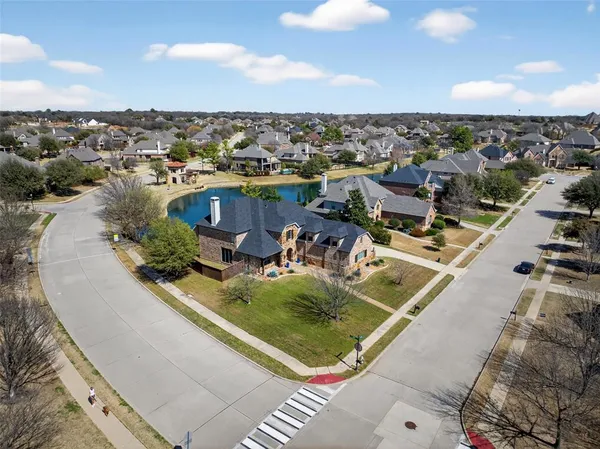 $1,075,000 | 301 Foxcroft Lane, Keller, TX 76248