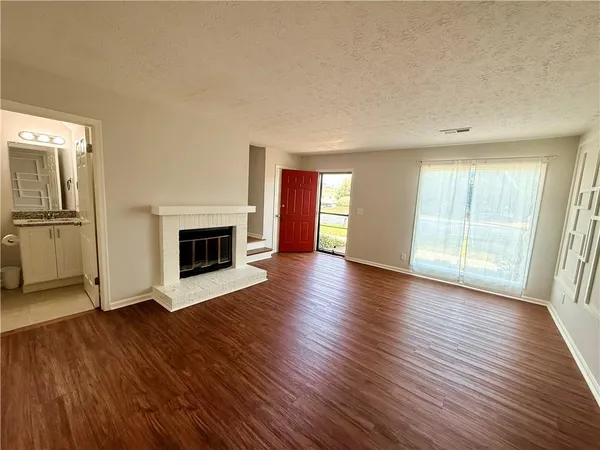 $1,750 | 151 Old Ferry Way, Roswell, GA 30076
