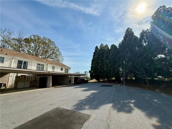 $1,750 | 151 Old Ferry Way, Roswell, GA 30076