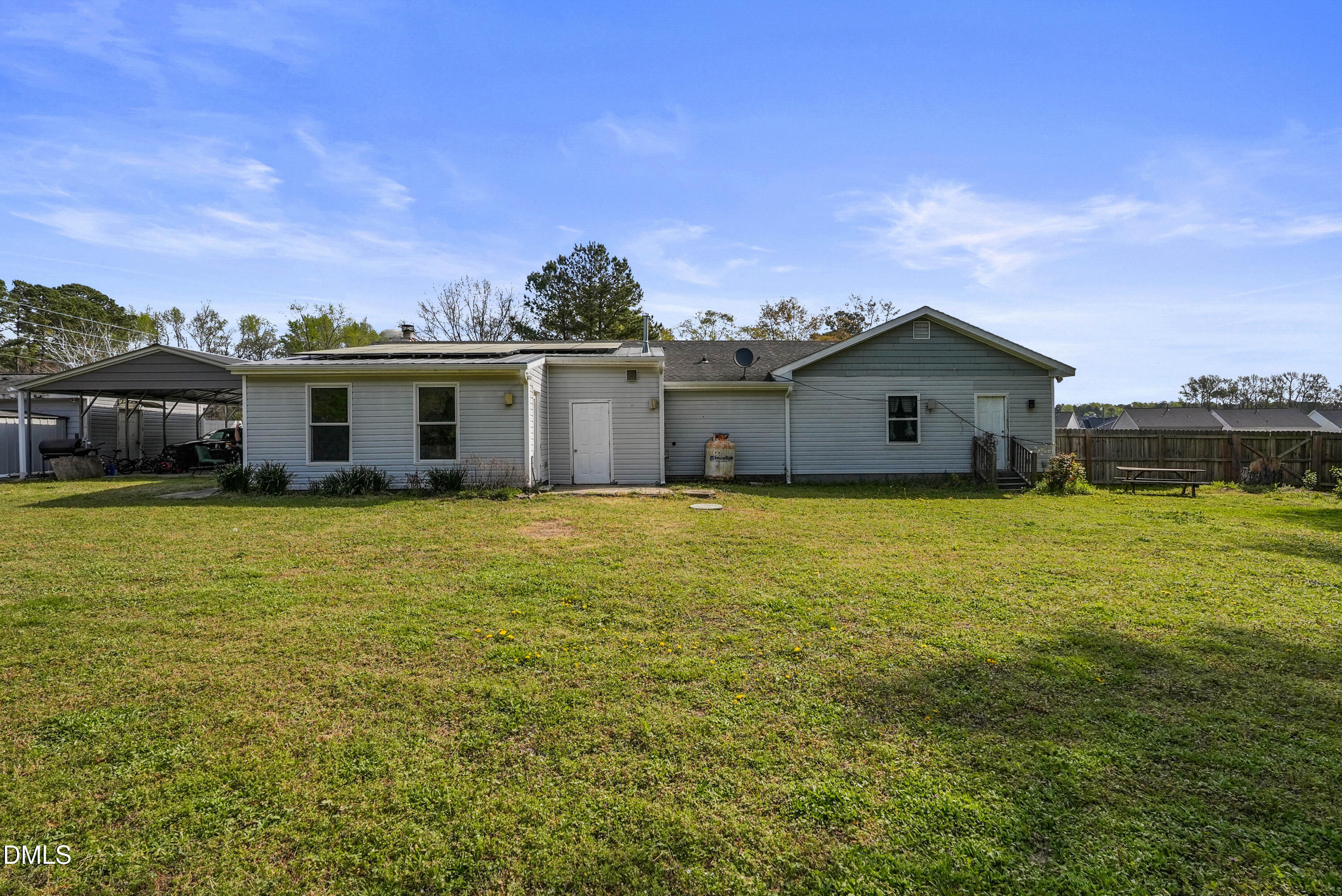 8400 Falcon Crest Circle Angier, NC 27501 - Photo 6 of 28 done9-5