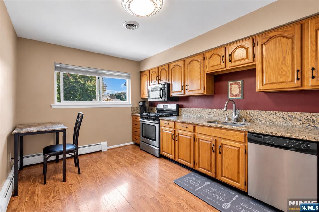 7 Ross Road Wallington, NJ 07057 - Photo 9 of 30 Gallery Image 9
