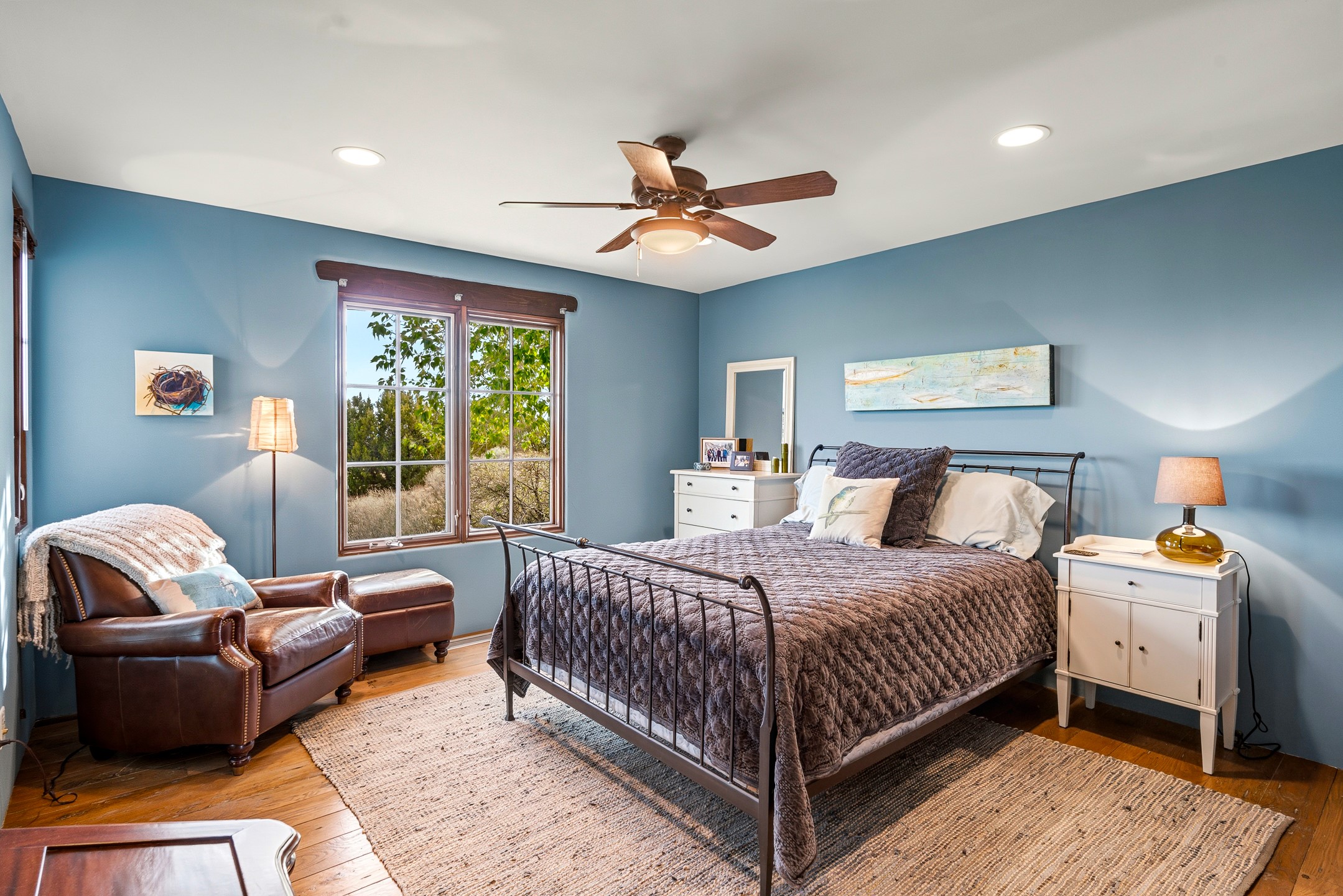 148 Barranca Road Santa Fe, NM 87501 - Photo 58 of 86 Third bedroom