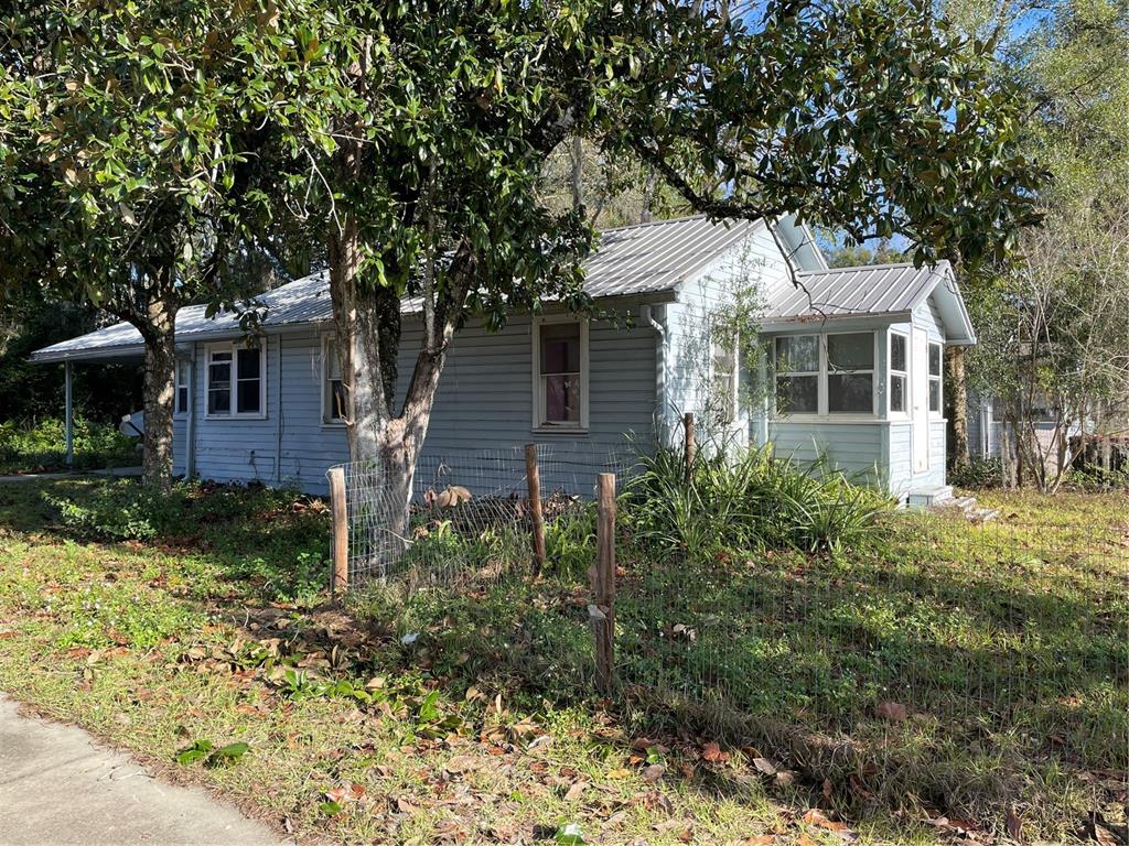 5805 Southeast Babb Road Belleview, FL 34420 - Photo 3 of 18