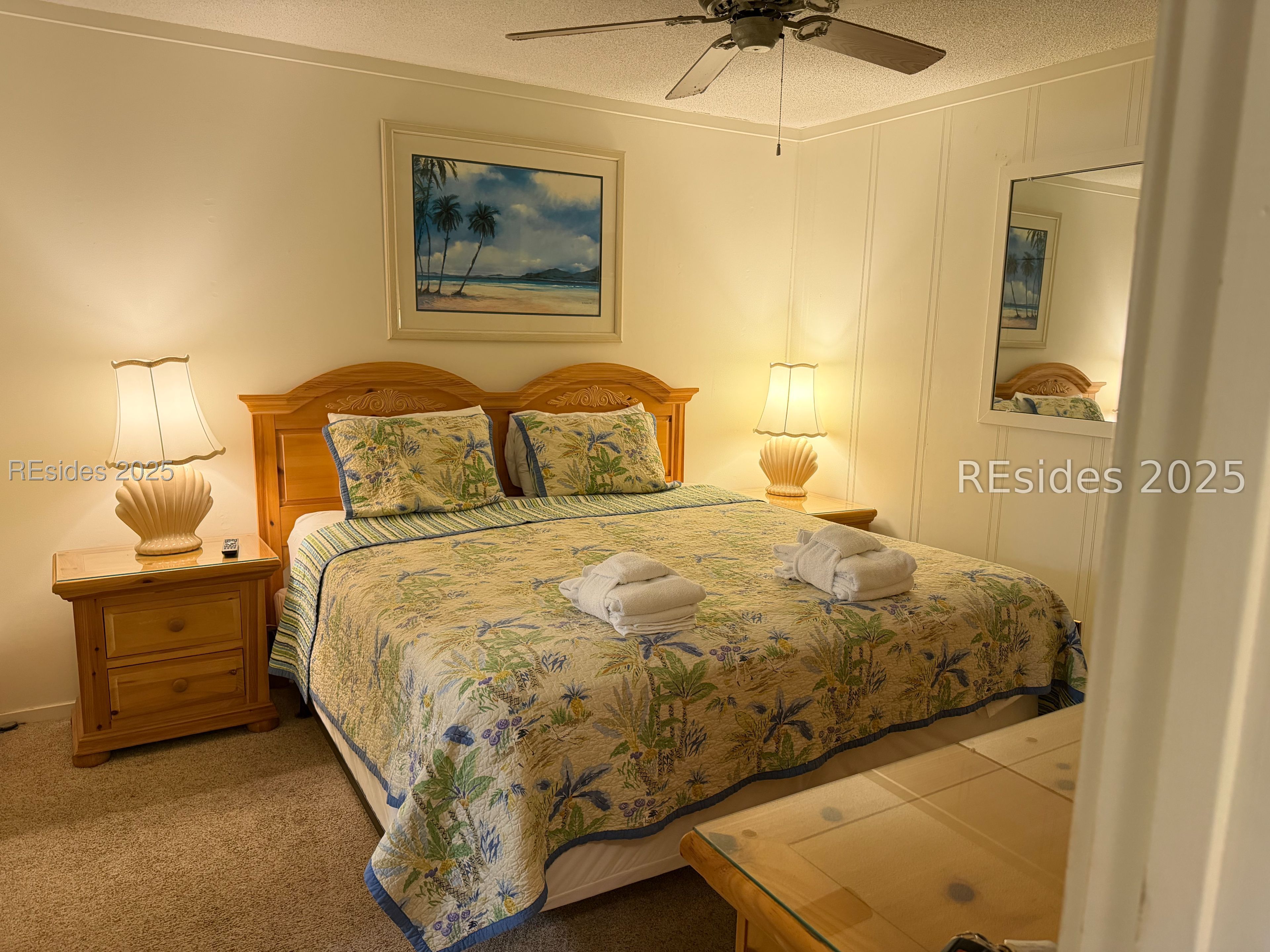 40 Folly Field Road, Unit 329 Hilton Head Island, SC 29928 - Photo 6 of 40 Master bedroom