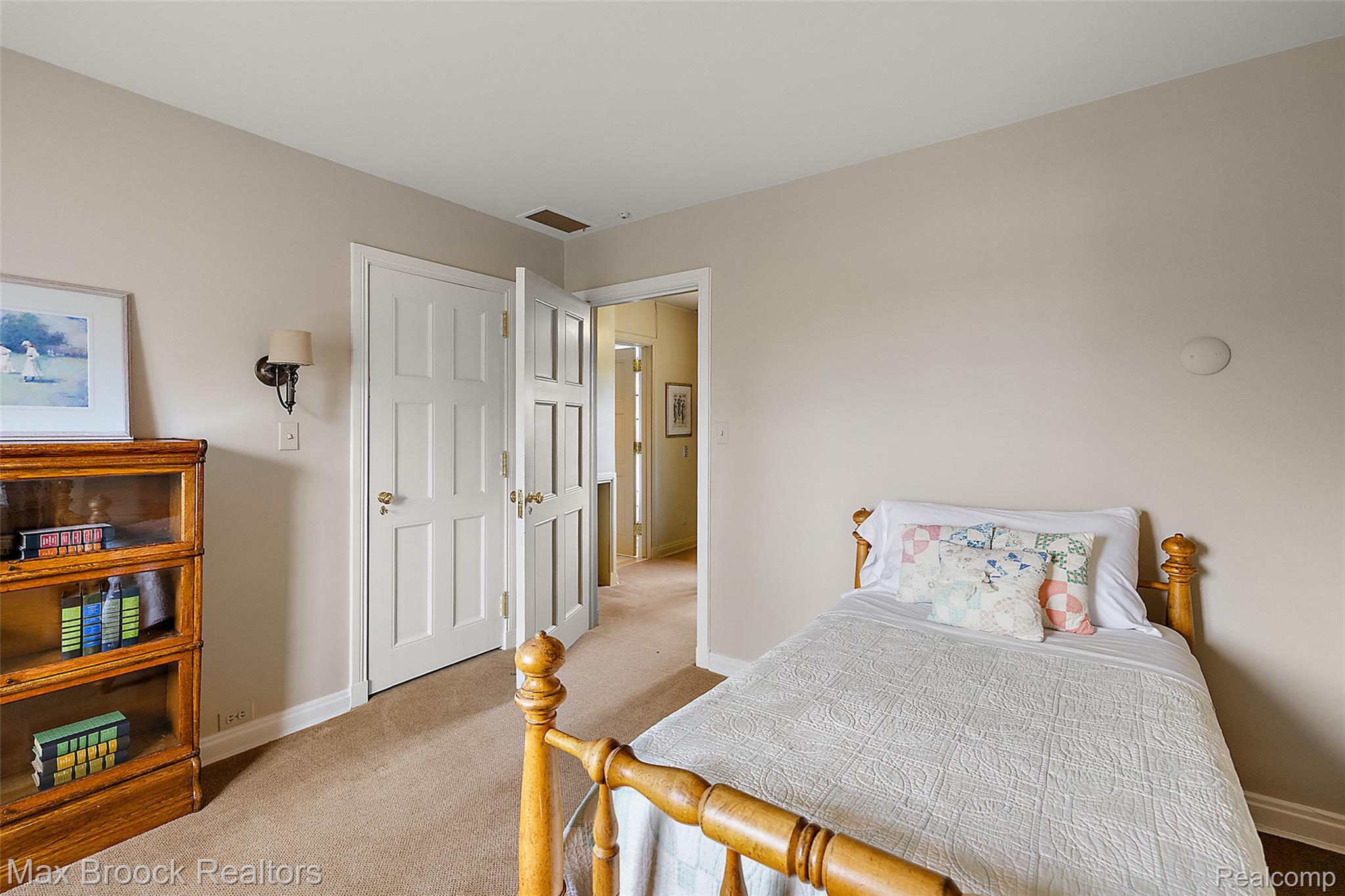 65 Lone Pine Road Bloomfield Hills, MI 48304 - Photo 24 of 63 65 Lone Pine 2026-125.jpg