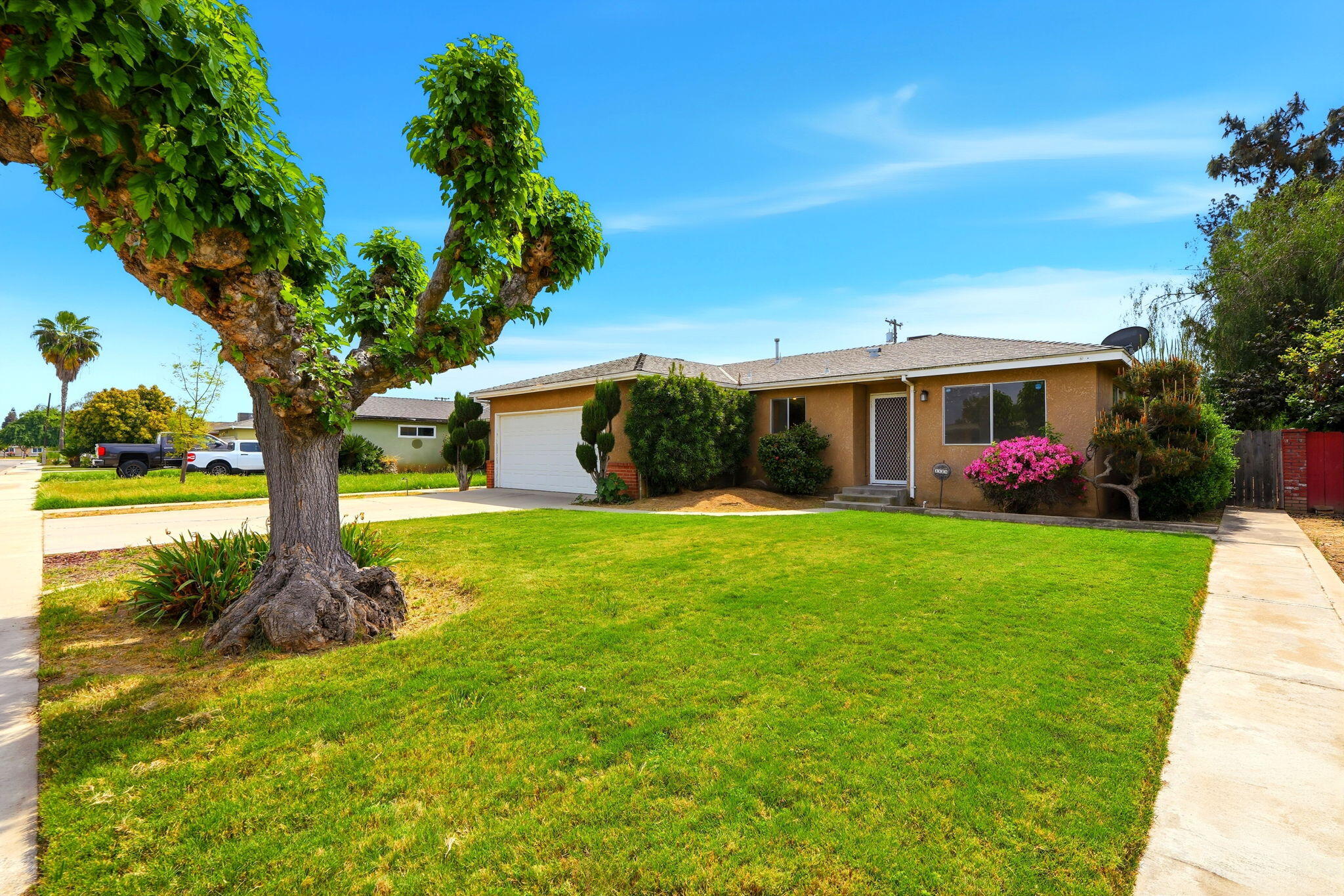 1123 East Washington Avenue Reedley, CA 93654 - Photo 5 of 54 5-1123_E_Washington_Ave_004