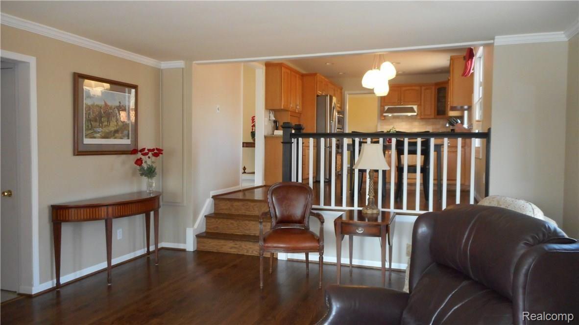 141 Coachlamp Road Rochester, MI 48306 - Photo 28 of 52 Coachlamp 031.JPG