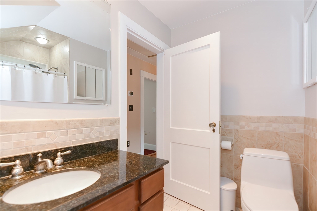 33 Riverside Place Walpole, MA 02081 - Photo 31 of 42 Gallery Image 31