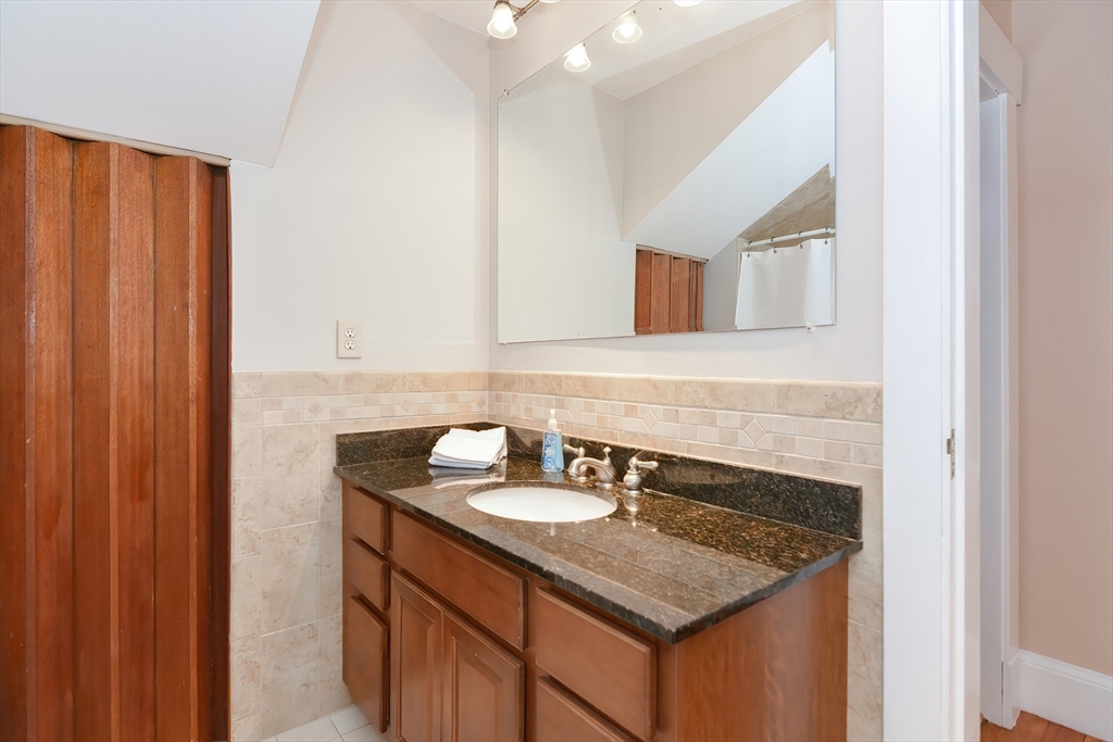 33 Riverside Place Walpole, MA 02081 - Photo 32 of 42 Gallery Image 32