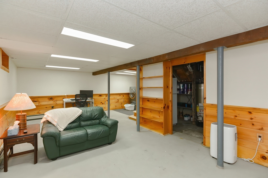 33 Riverside Place Walpole, MA 02081 - Photo 33 of 42 Gallery Image 33