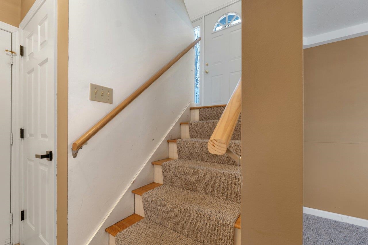 125 Sunset Drive Belmont, NH 03220 - Photo 26 of 44