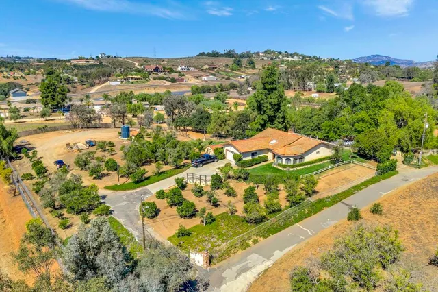 $1,250,000 | 30136 Rolling Hills Drive, Valley Center, CA 92082