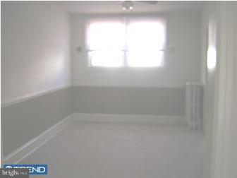 542 Littlecroft Road Upper Darby, PA 19082 - Photo 4 of 11 Dining Room