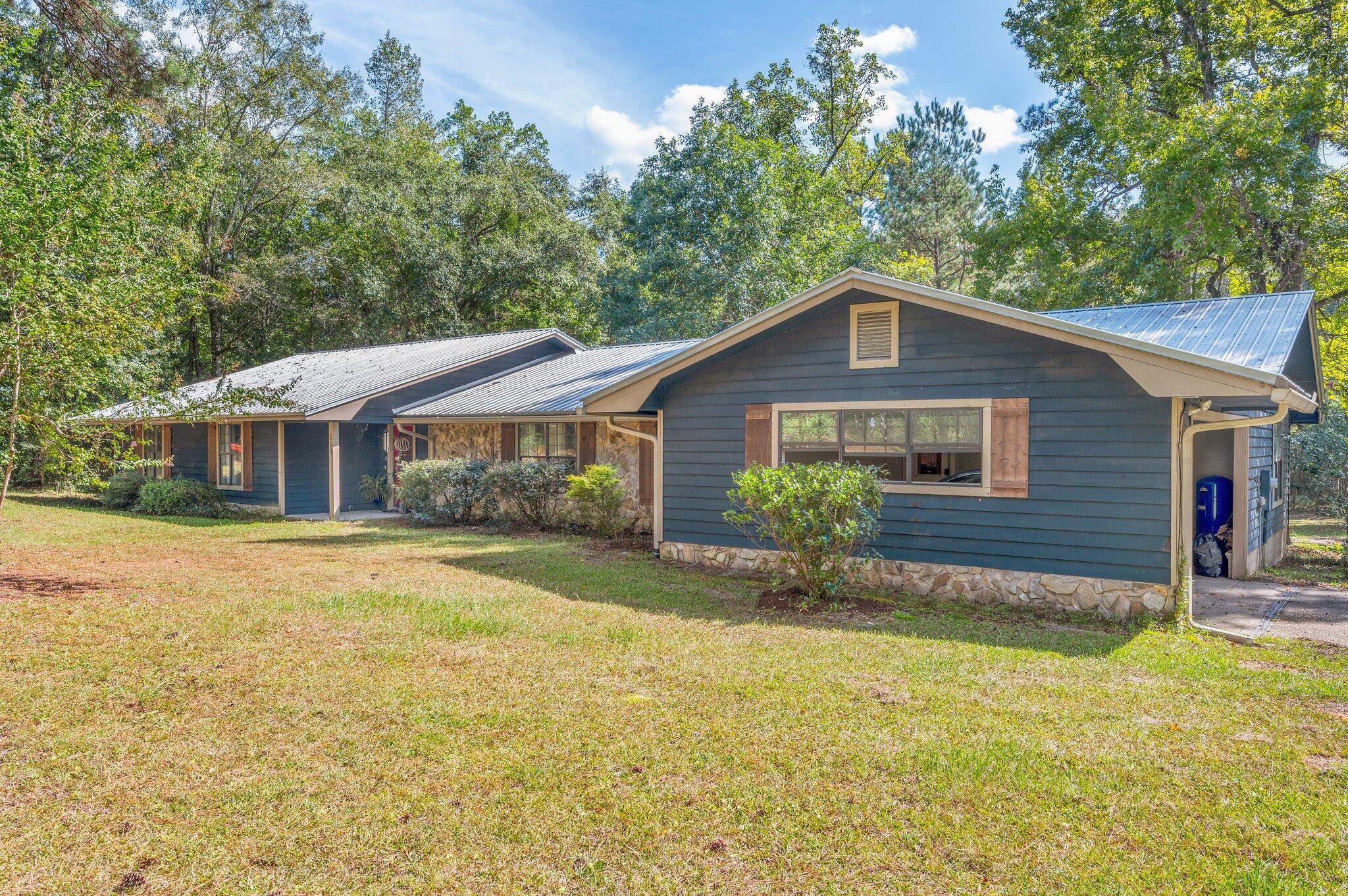 1551 Bob Sikes Road DeFuniak Springs, FL 32435 - Photo 3 of 50 3-web-or-mls-1551 Bob Sikes Rd-04