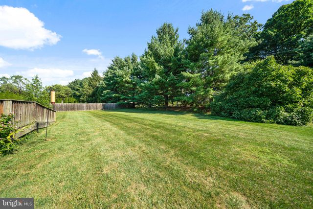 $800,000 | 106 Applegate Drive, West Chester, PA 19382
