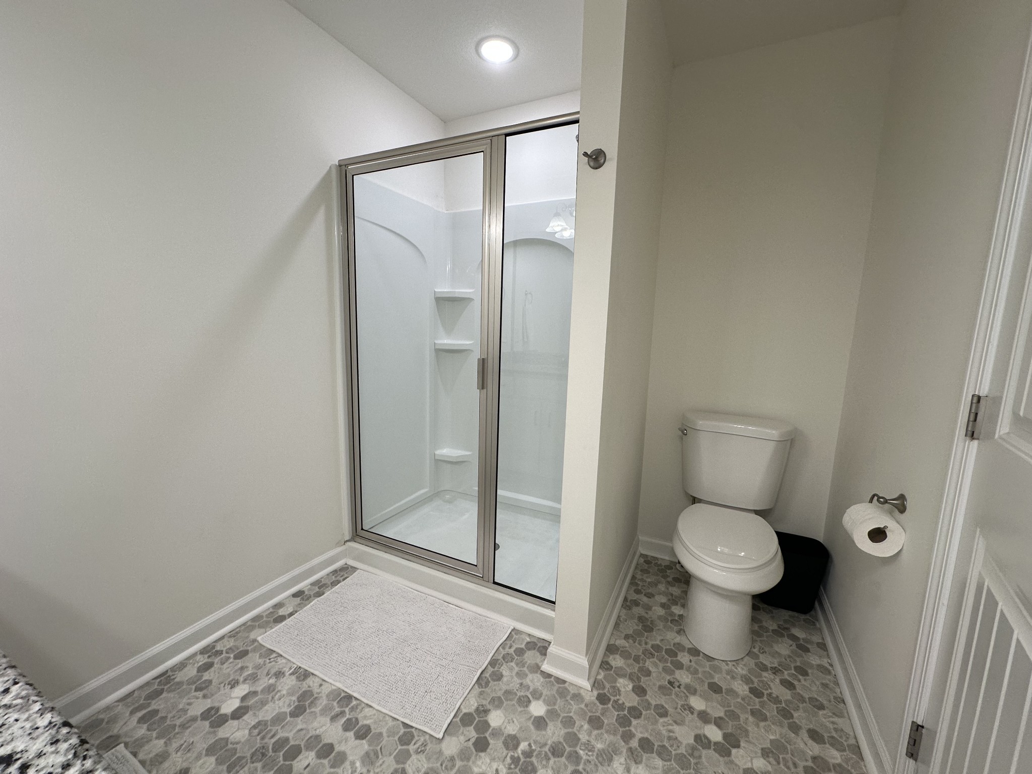 128 Quarry Rdg Road Clarksville, TN 37043 - Photo 13 of 24 a bathroom with a granite countertop toilet a sink and a mirror