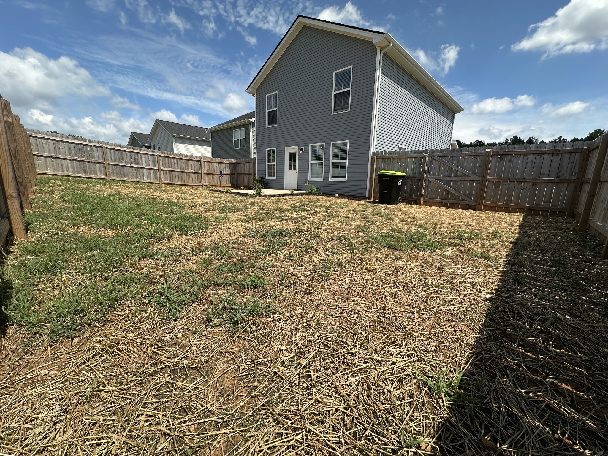 128 Quarry Rdg Road Clarksville, TN 37043 - Photo 23 of 24 a swimming pool view with a outdoor space