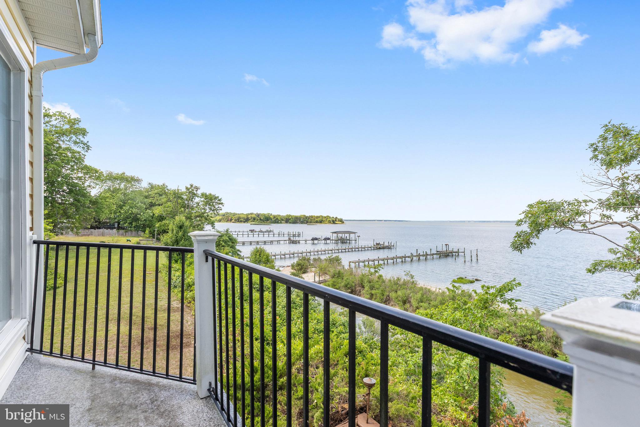 20947 Ridge Road Colonial Beach, VA 22443 - Photo 39 of 65 Balcony View
