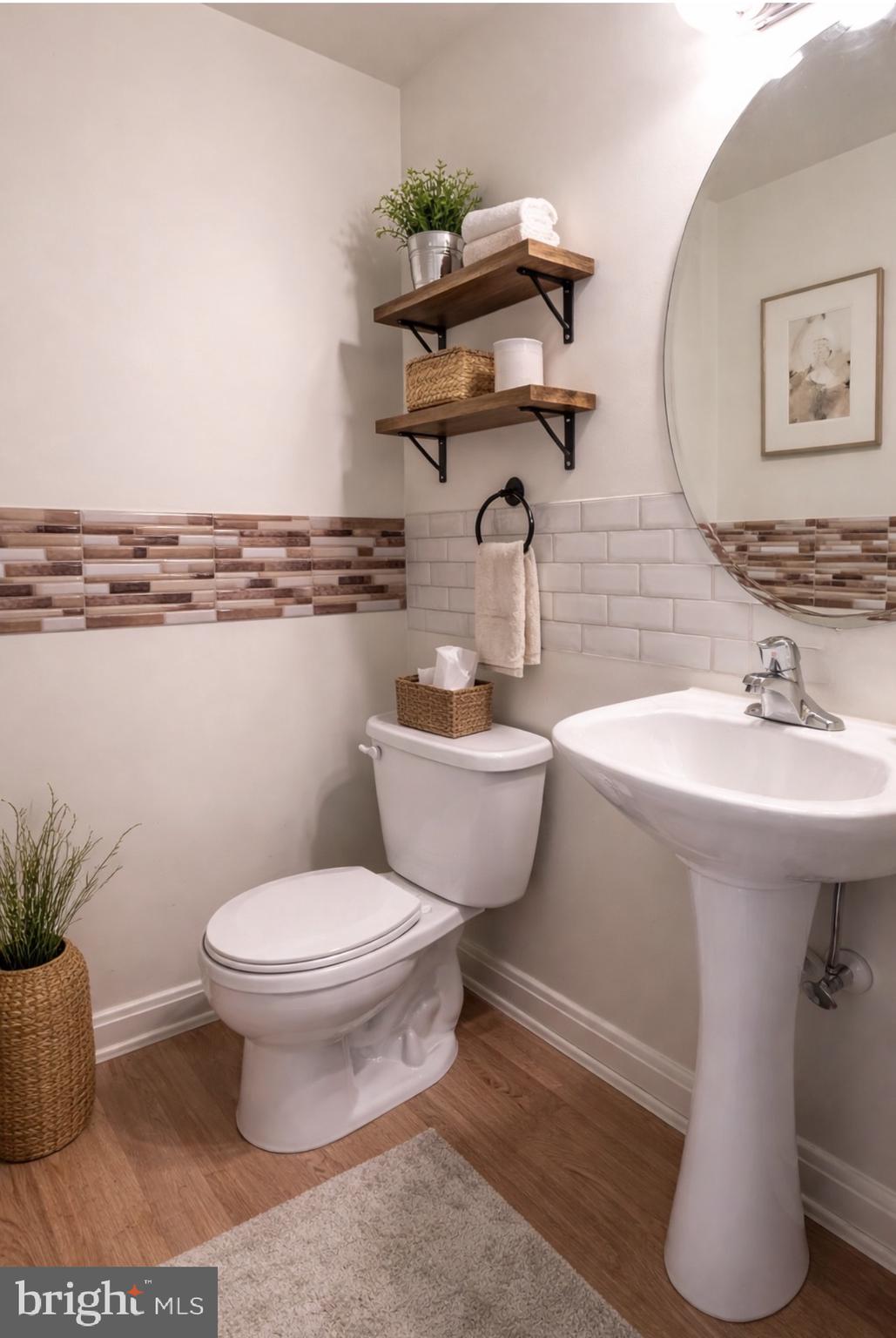 1012 Miles Avenue Cambridge, MD 21613 - Photo 20 of 26 Picture shown is an AI image Home is furnished