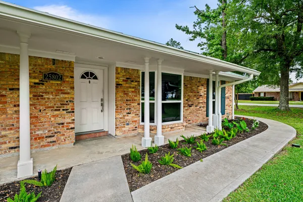 $2,350 | 25802 Maplewood Drive, Spring, TX 77386